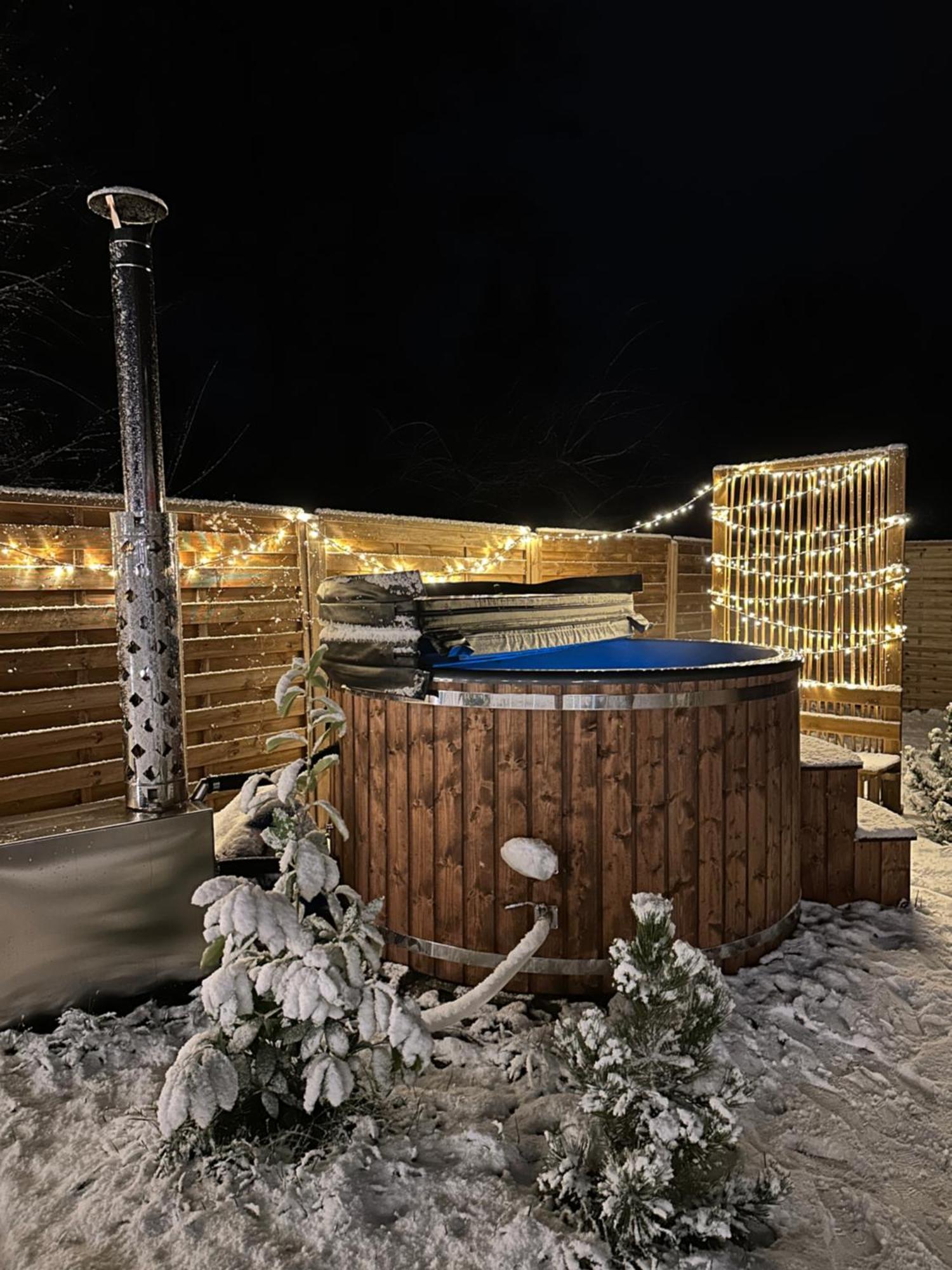 Jurta Nad Zegrzem Z Prywatnym Jacuzzi